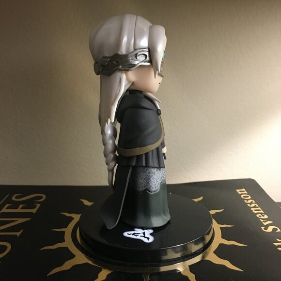 Official Actoys Dark Souls Figurine Fire Keeper - Picture 3 of 16